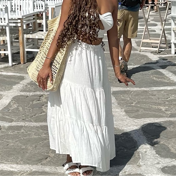 ❌SOLD❌ PRINCESS POLY SIZE TWO SKIRT AND TOP. ONLY WORN ONCE ❌ SOLD❌ - Picture 2 of 2